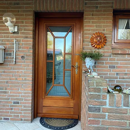 Ms Rungholt, Sandwall Apartman *