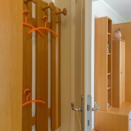 アパート Ms Rungholt, Sandwall